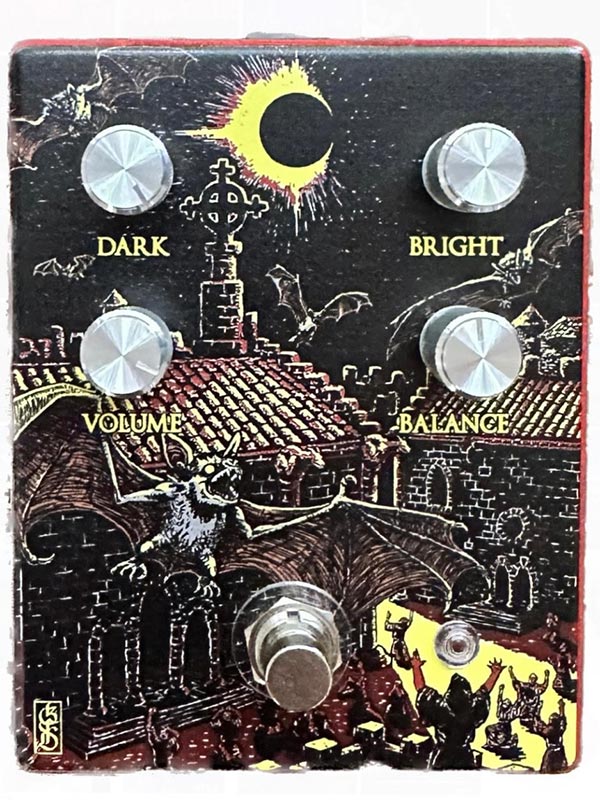 2 channel distortion pedal Black Harbor SOLAR ECLIPSE