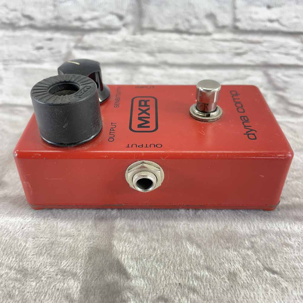 Used:  MXR Dyna Comp (9v only)