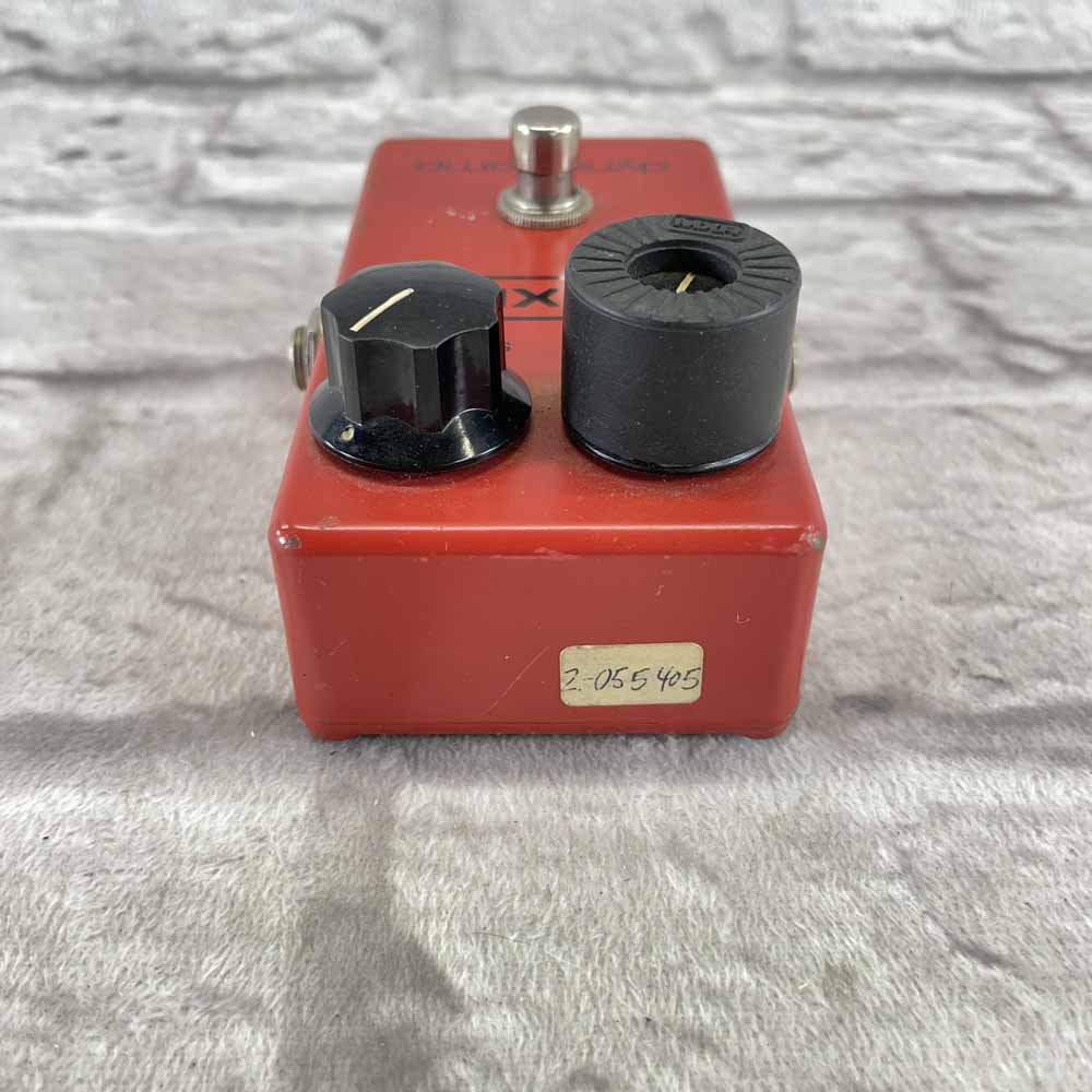 Used:  MXR Dyna Comp (9v only)