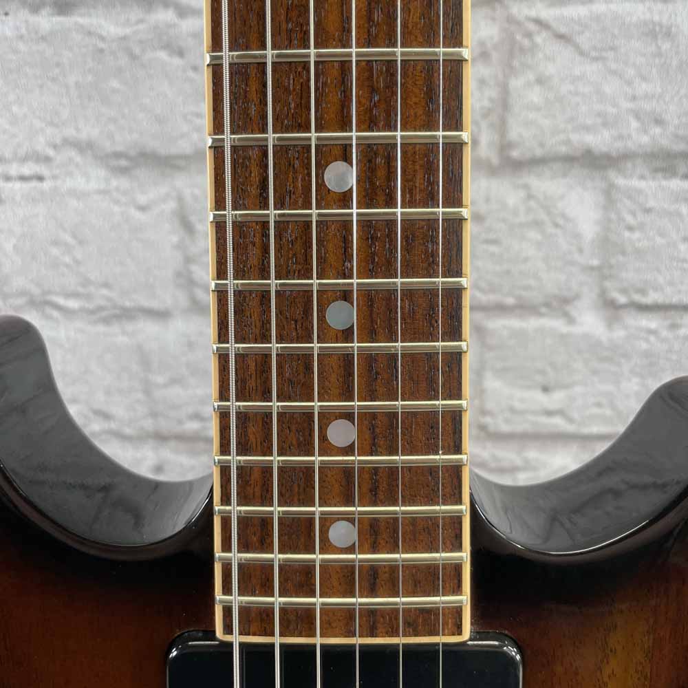 Used:  Gibson Les Paul 100 Special - Sunburst