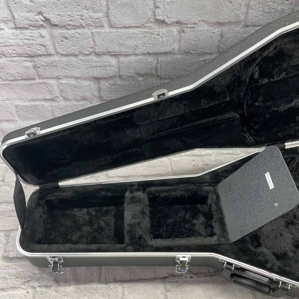 Used:  Gator Cases Dreadnought Guitar Case