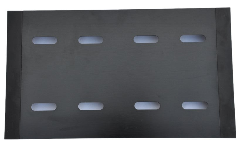 Outlaw Effects NOMAD-ISO-M Rechargeable Powered Pedal Board