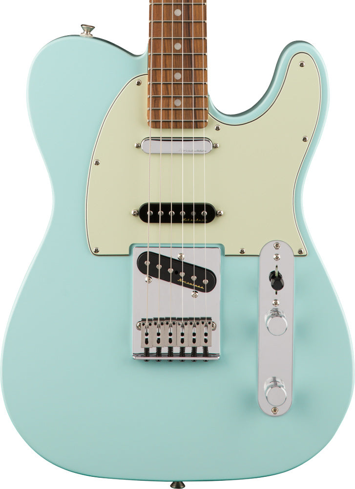 Fender Deluxe Nashville Telecaster - Daphne Blue