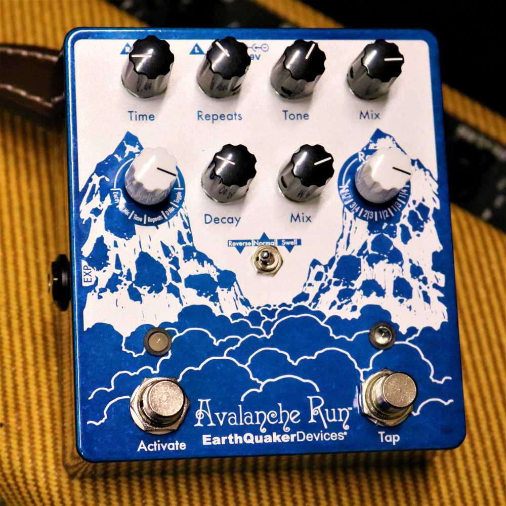 EarthQuaker Devices Avalanche Run Stereo Reverb & Delay with Tap Tempo