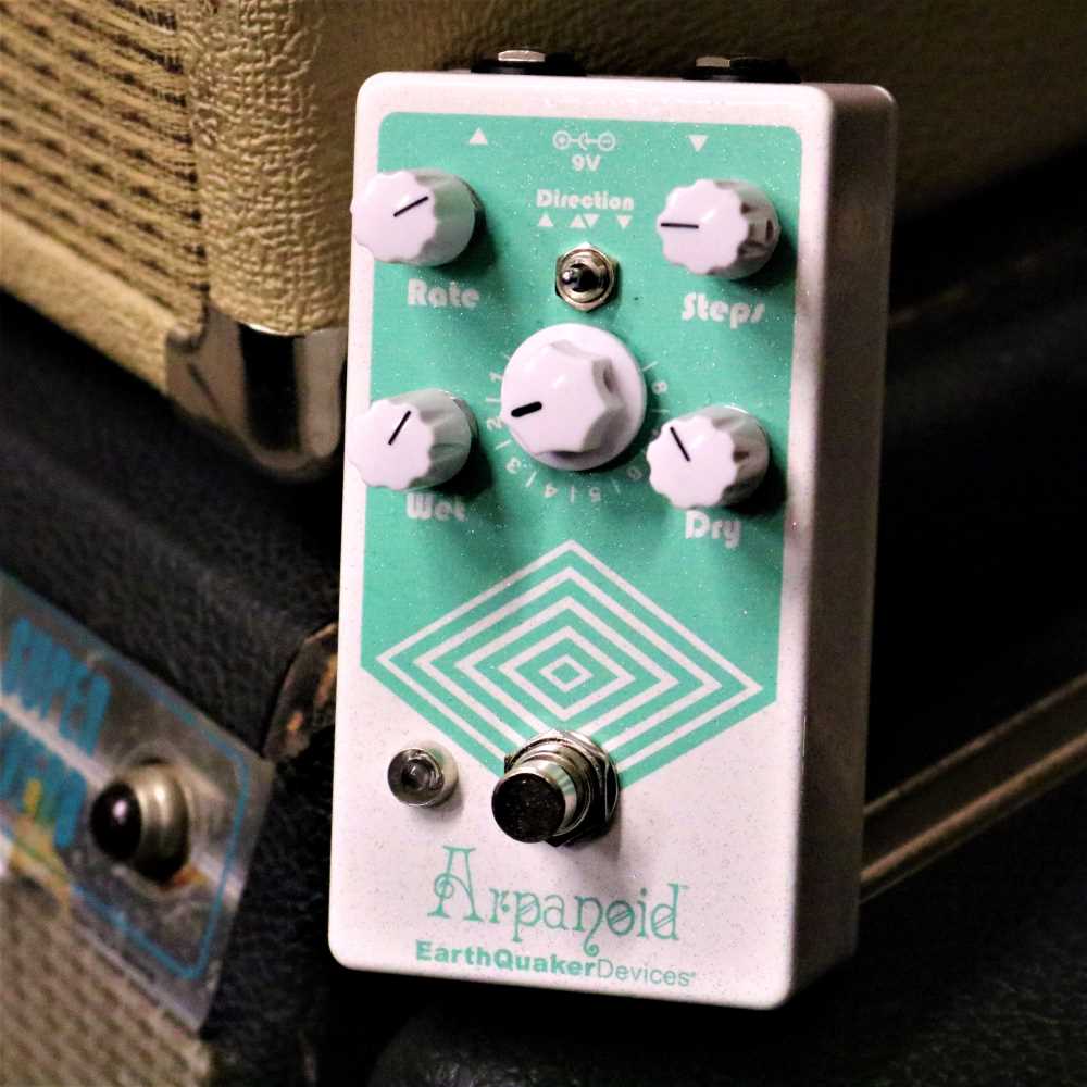 arpanoid pedal EarthQuaker Devices Arpanoid Polyphonic Pitch Arpeggiator