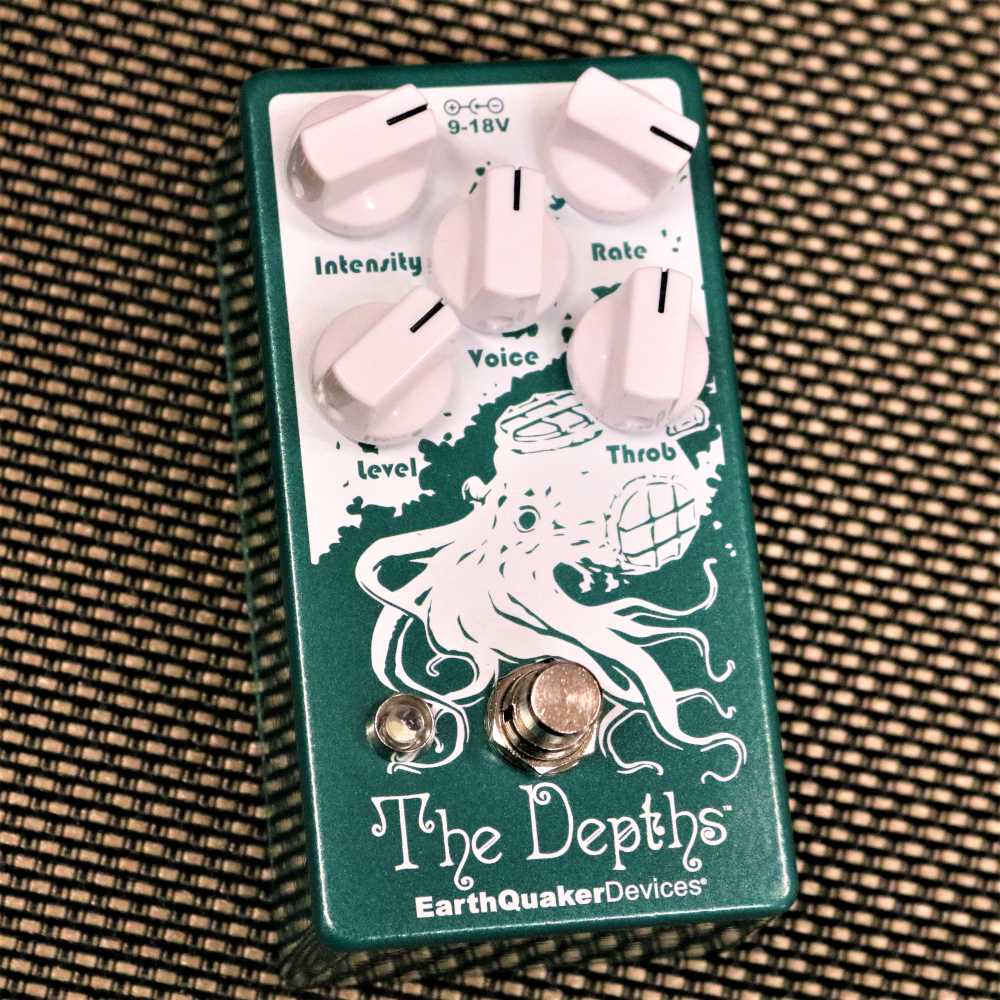 EarthQuaker Devices The Depths Vibrato Pedal