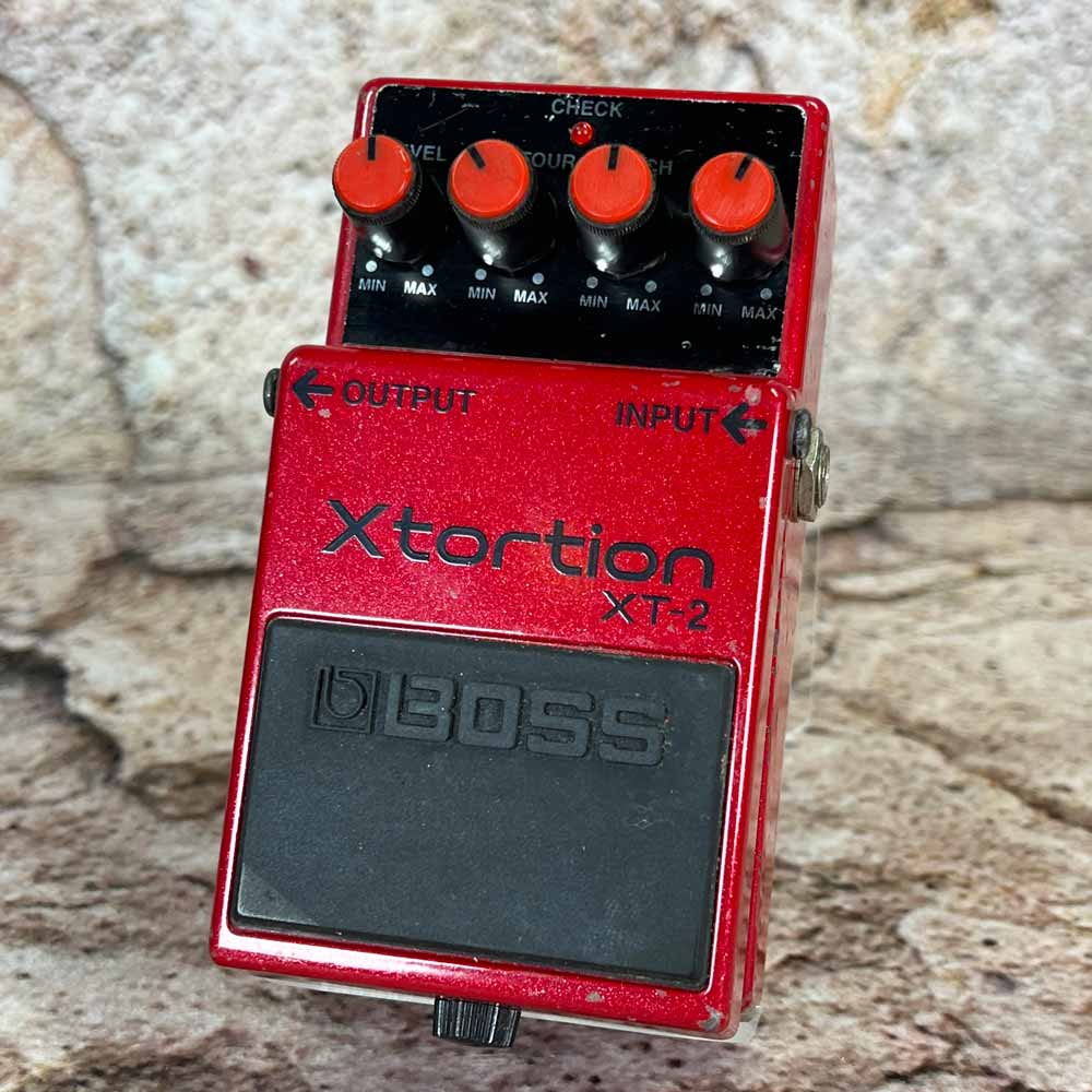 Music　Used:　Flipside　XT-2　Xtortion　Boss　–　Distortion　Pedal