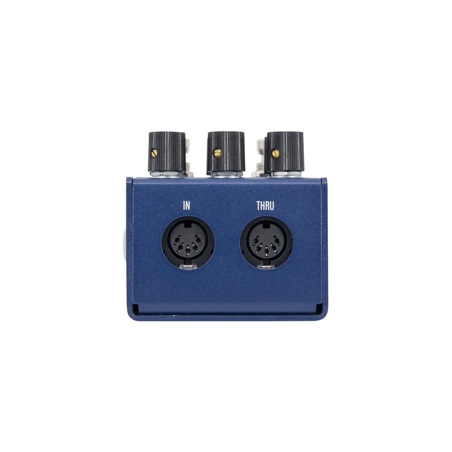 Walrus Audio Mako Series M1 - High Fidelity Modulation Machine