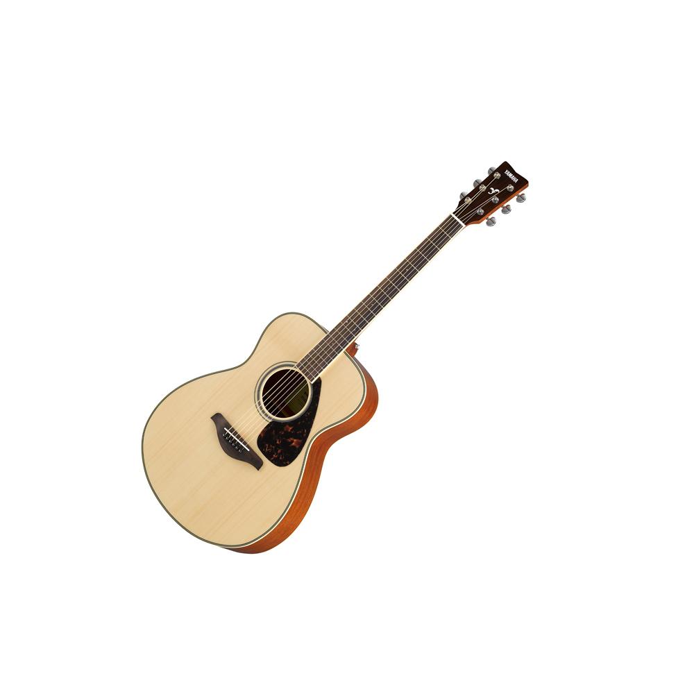 Yamaha FS820 Small Body Folk Guitar - Natural
