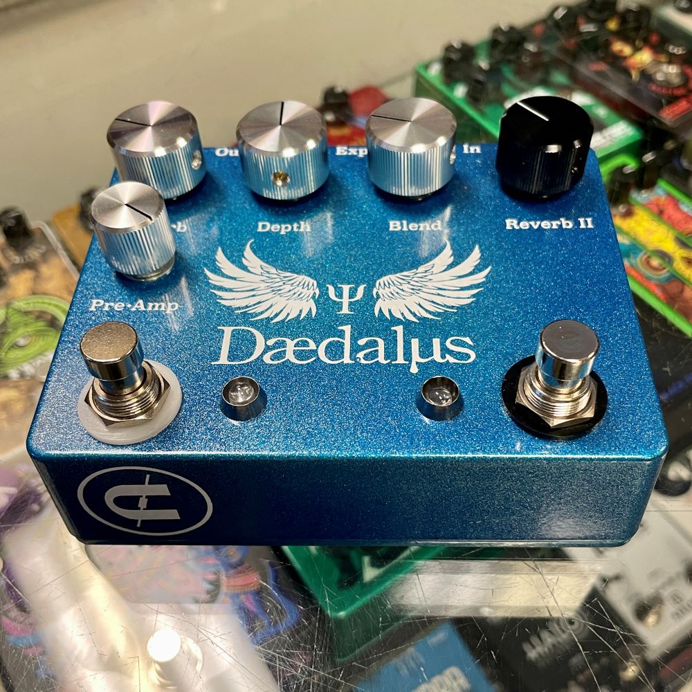 Used:  Coppersound Pedals Daedalus Dual Reverb with Expression Pedal