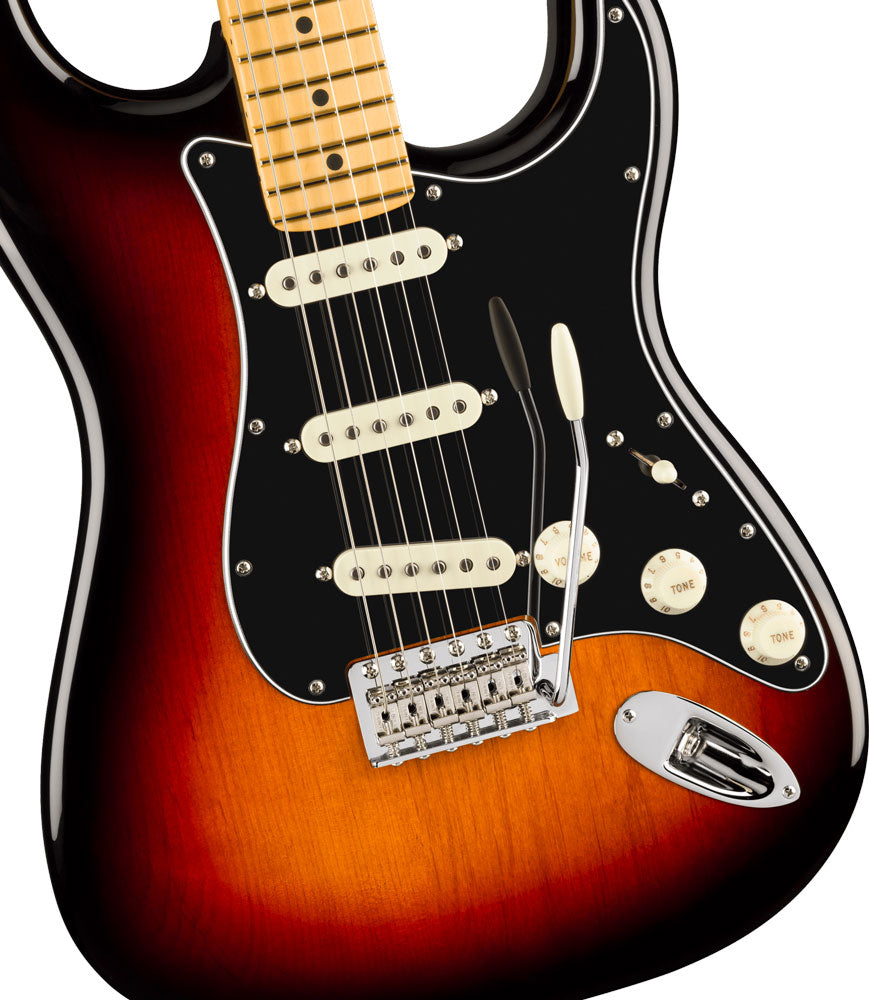 Fender American Professional Classic Stratocaster Electric Guitar  - 3-Color Sunburst