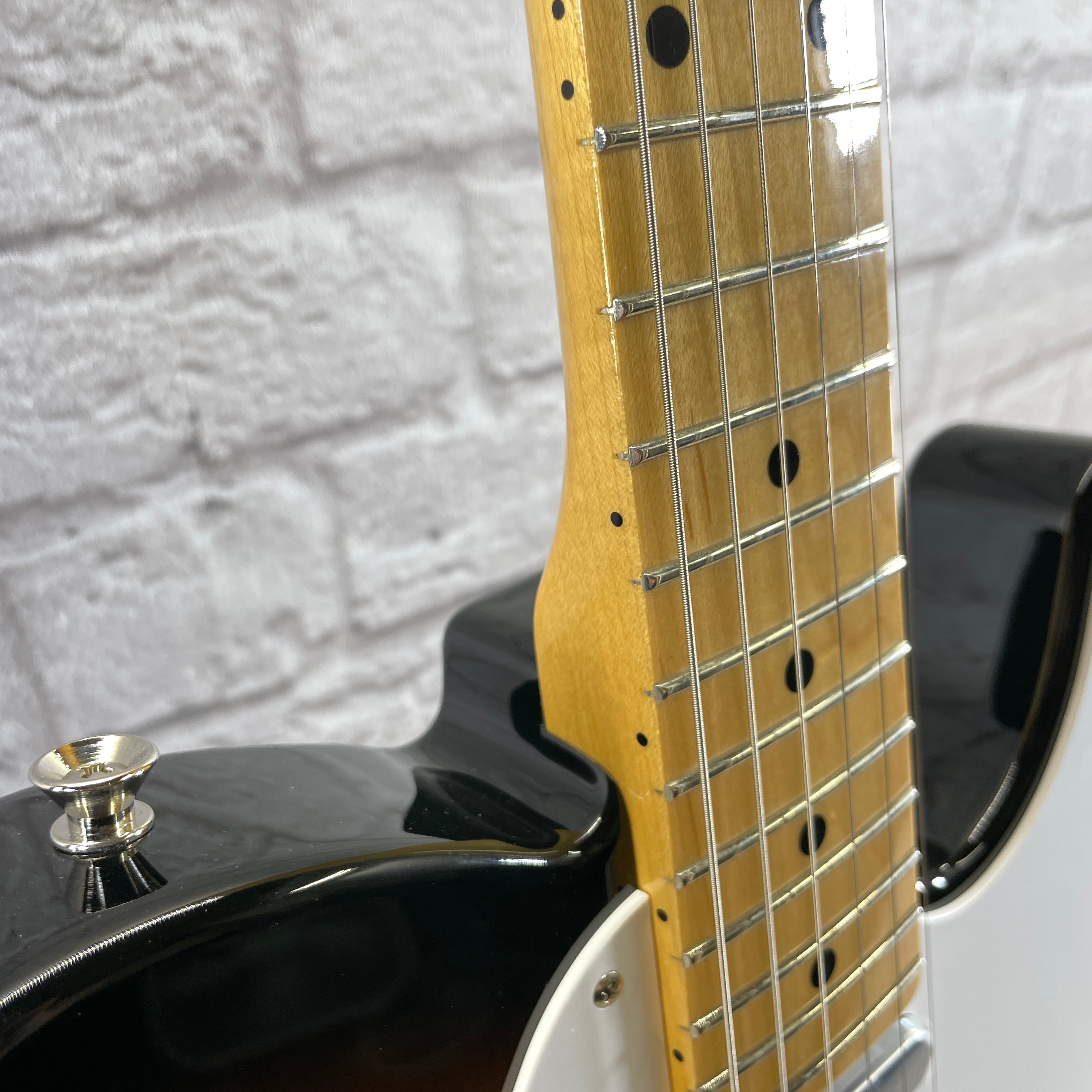 Tokai Guitars Breezysound Electric Guitar - 2-Tone Sunburst