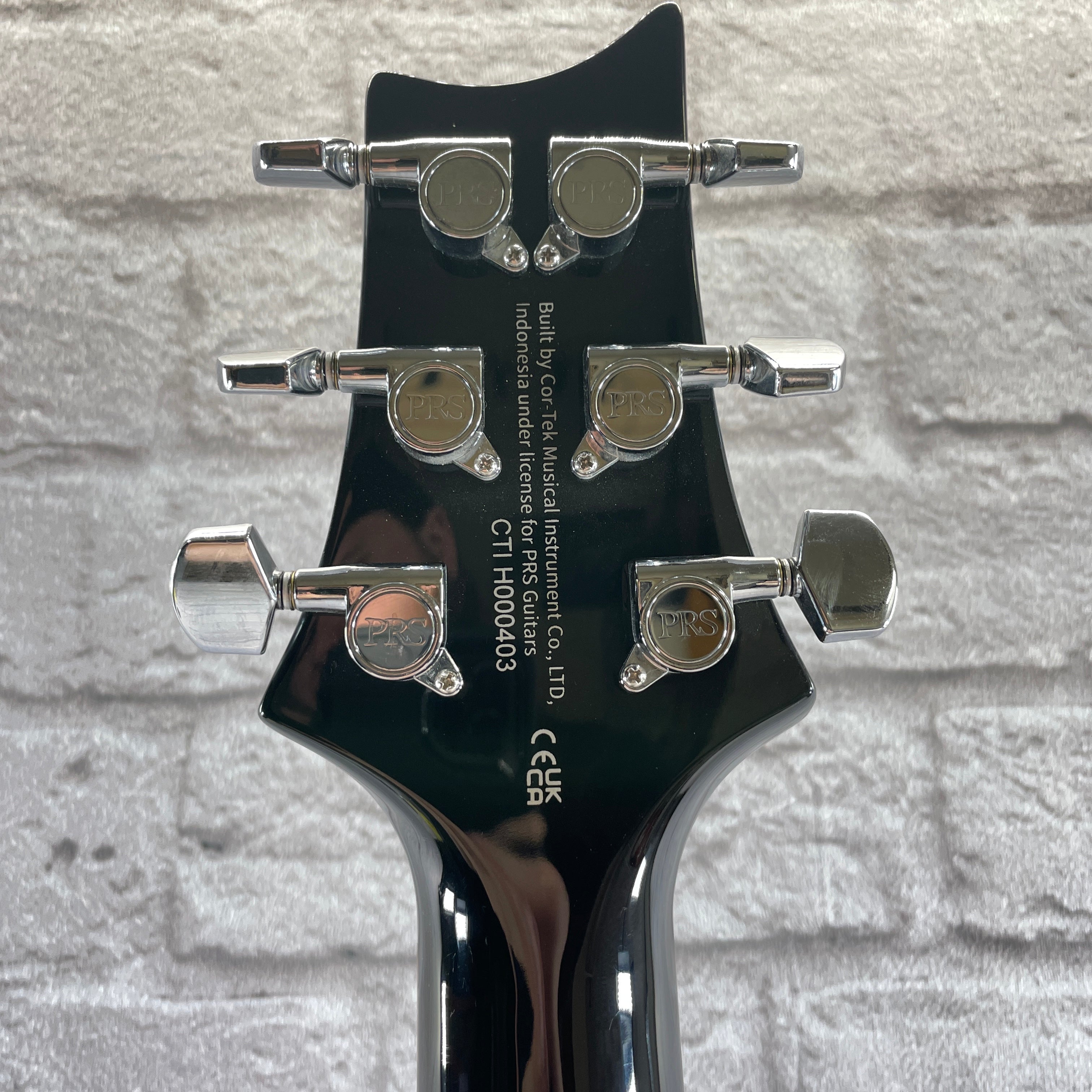 PRS Guitars SE Custom 24 Electric Guitar - Black Gold Sunburst