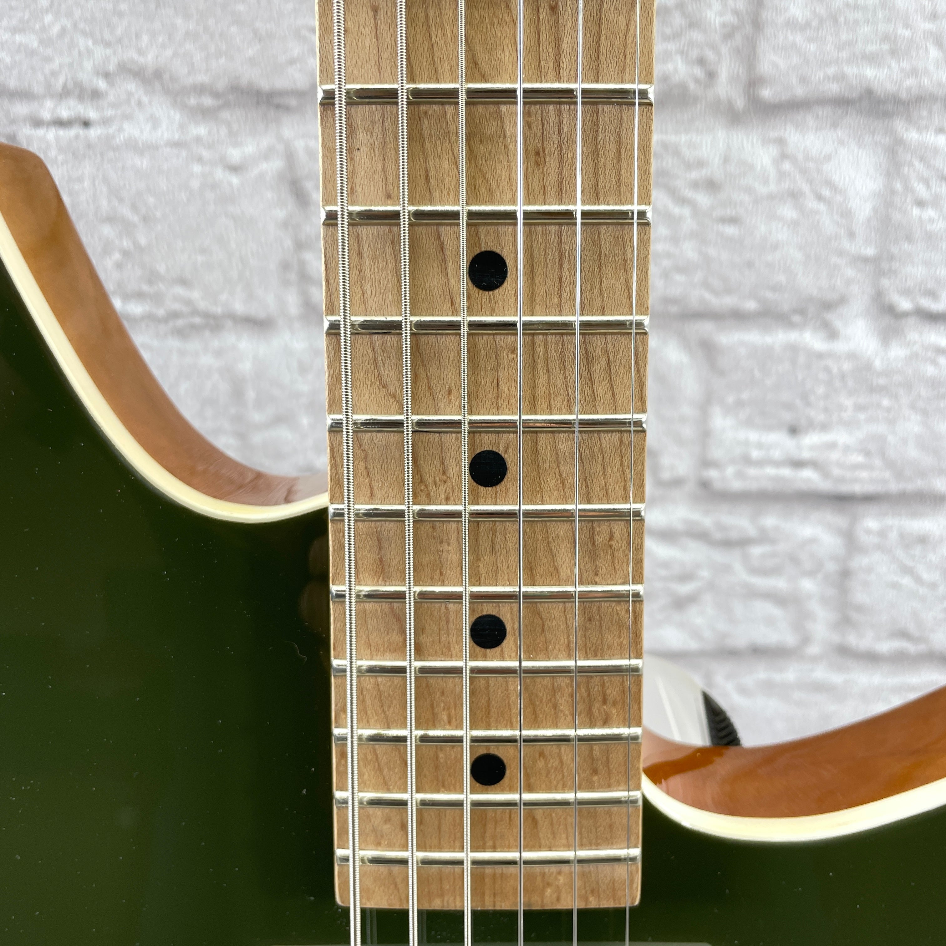 Reverend Guitars Descent - in Army Green