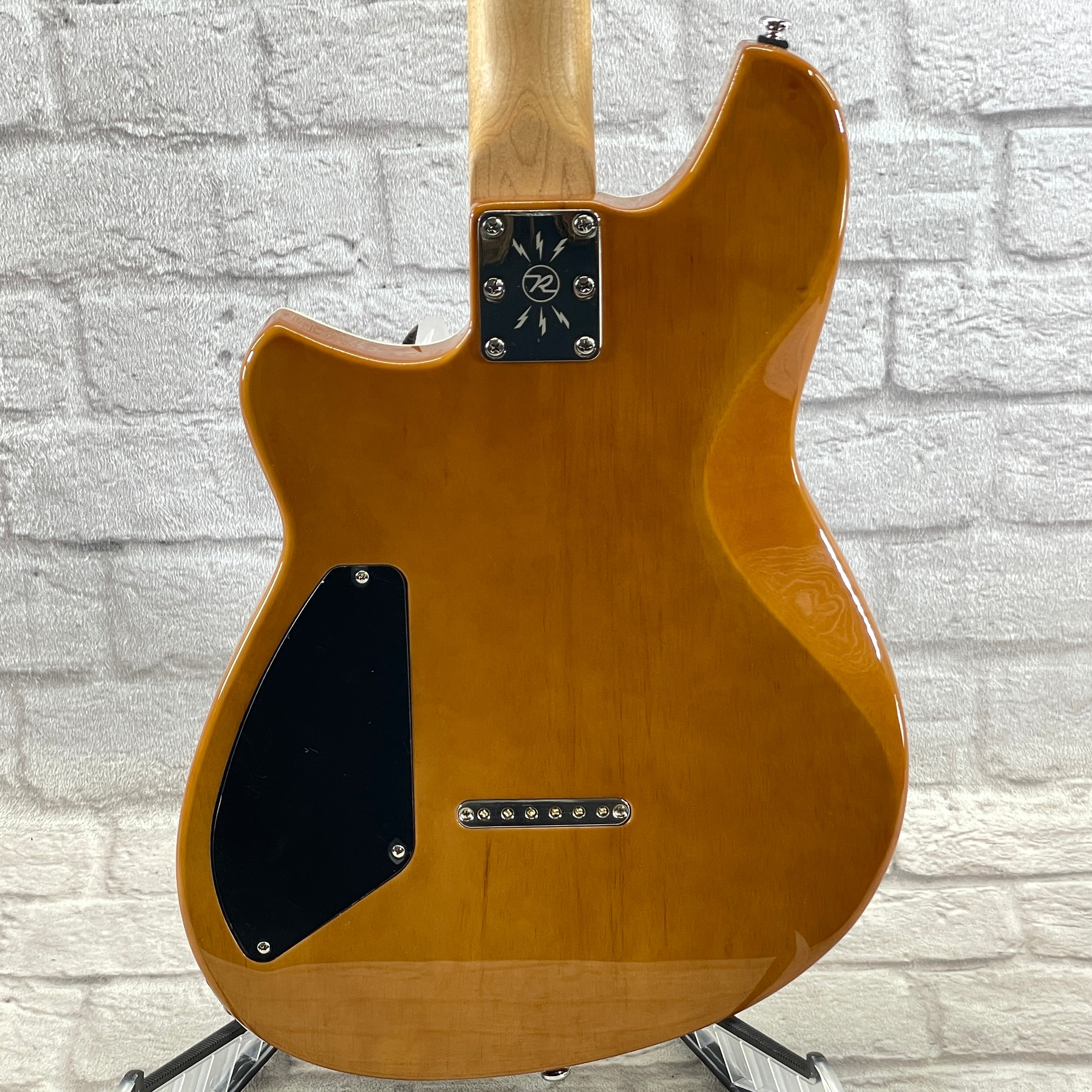 Reverend Guitars Descent - in Army Green