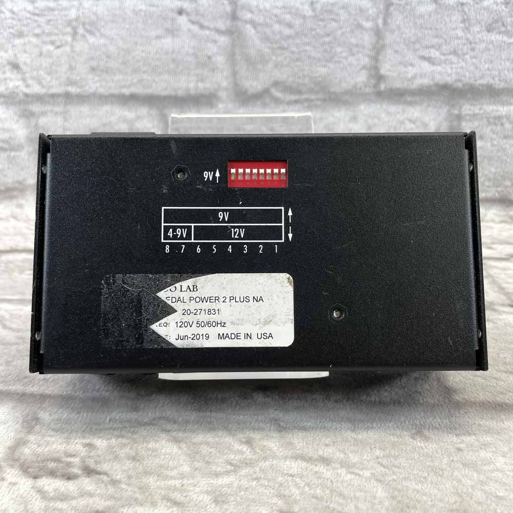 Used:  Voodoo Lab Pedal Power 2 Plus