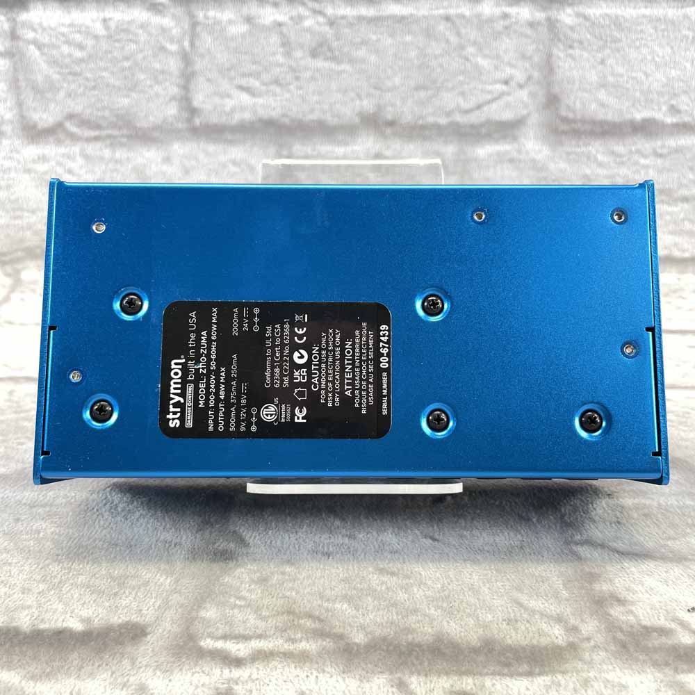 Used:  Strymon Zuma - High Current DC Pedal Power Supply