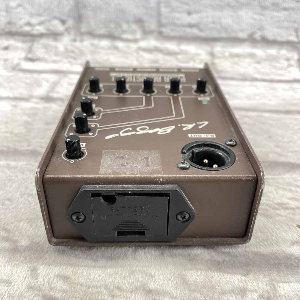 Used:  LR Baggs Para Acoustic DI