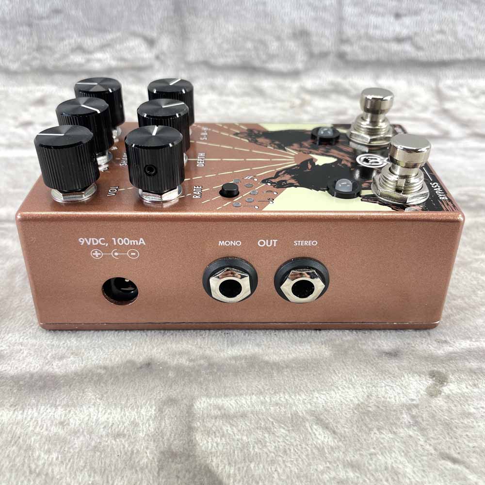 Used:  Walrus Audio Monumental Stereo Harmonic Tap Tremolo Pedal - Orange