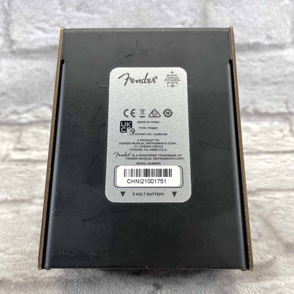 Used:  Fender Smolder Acoustic Overdrive Effects Pedal