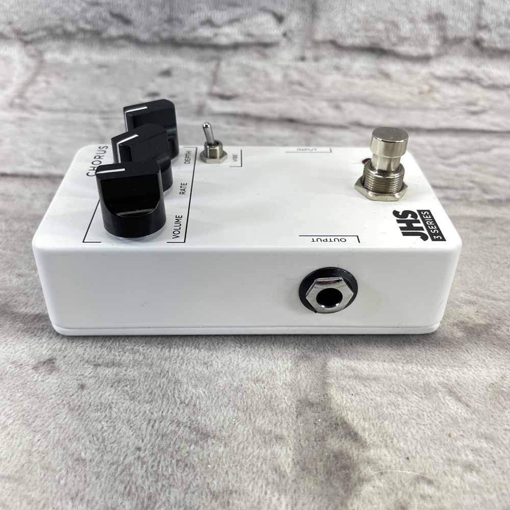 Used:  JHS Pedals 3 Series - Chorus Pedal