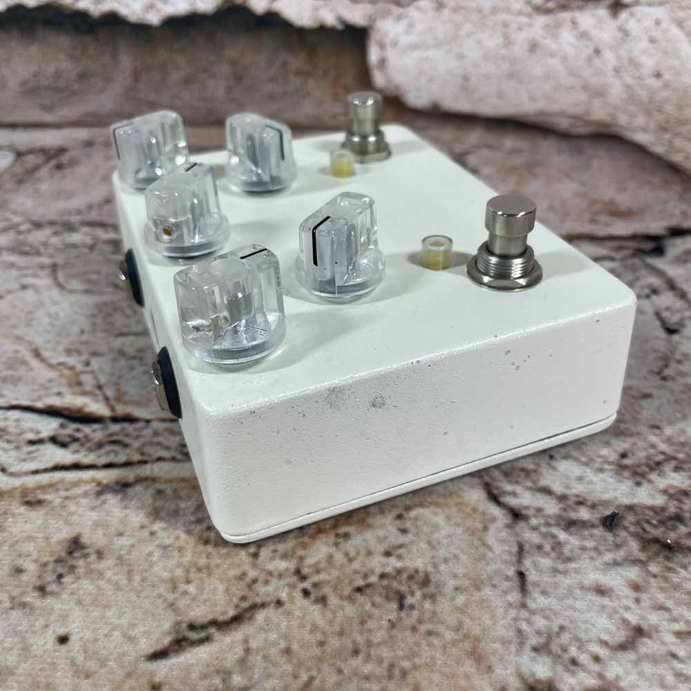 Used:  Lovepedal Amp Eleven Overdrive Pedal