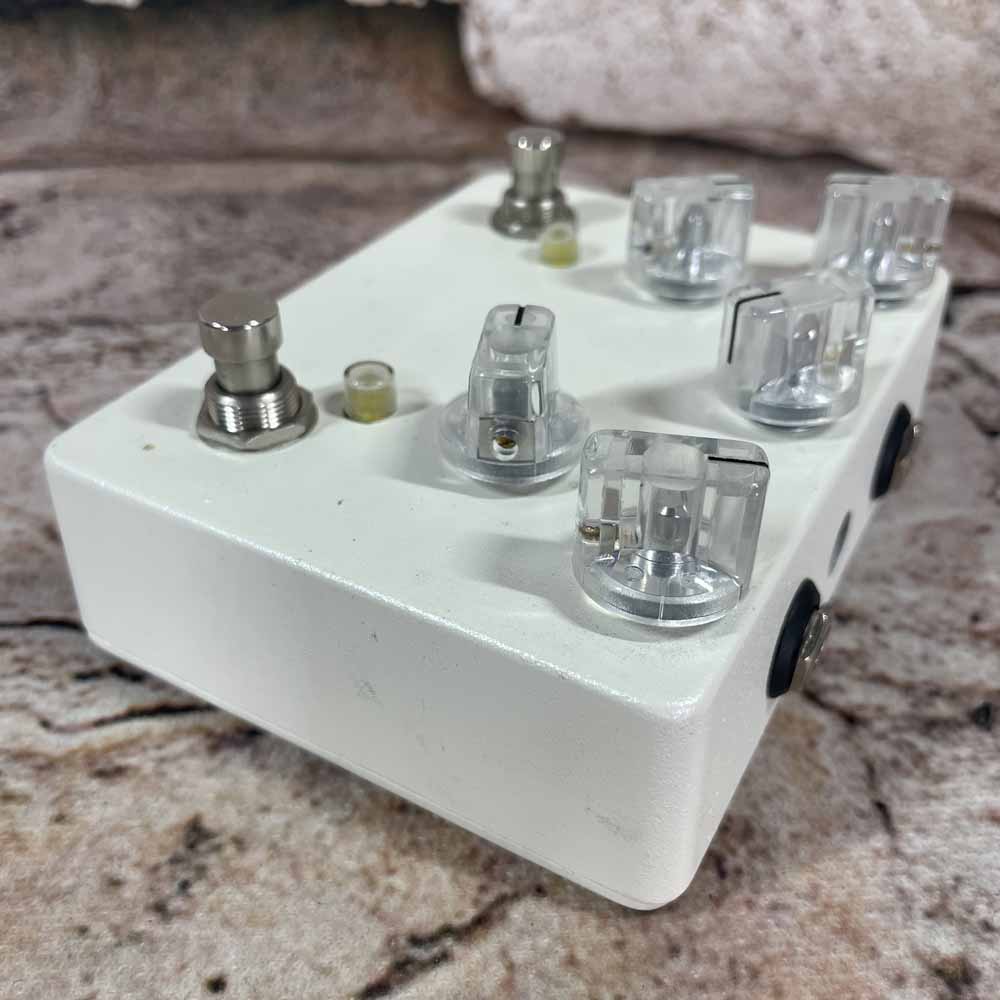 Used:  Lovepedal Amp Eleven Overdrive Pedal