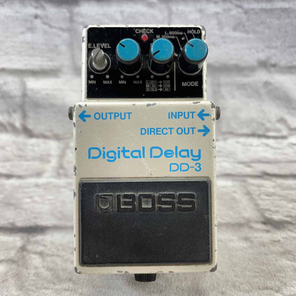 Used:   Boss 1986 Blue Label MIJ DD-3 Digital Delay Pedal