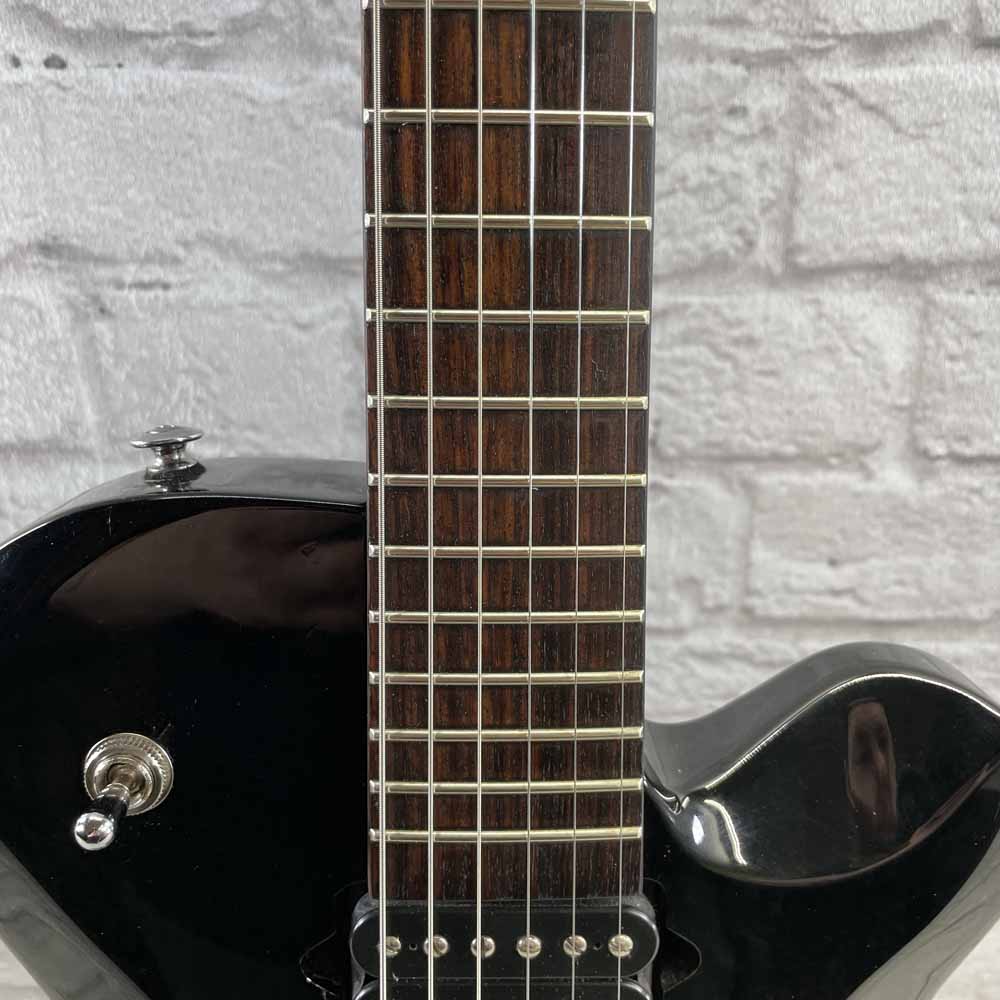 Used:  Yamaha AES 820 Electric Guitar - Black