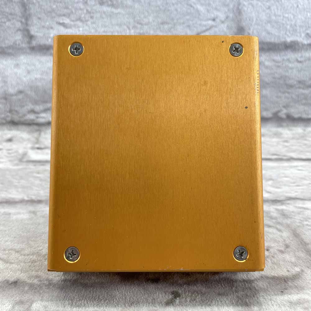 Used:  Strymon OB.1 Compressor and Clean Boost Pedal