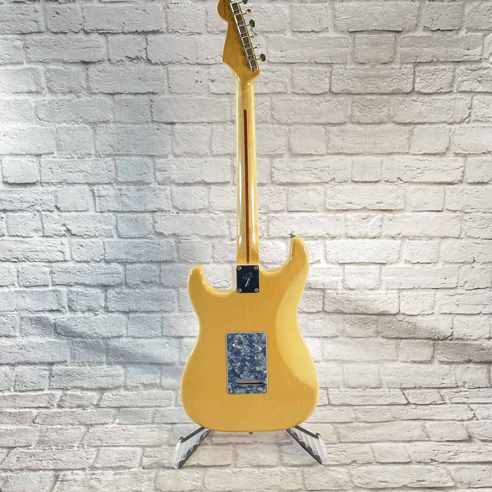 Used:  Fender Deluxe Player Stratocaster