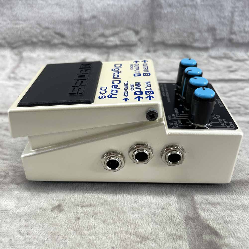 Used:  Boss DD-8 Digital Delay Pedal
