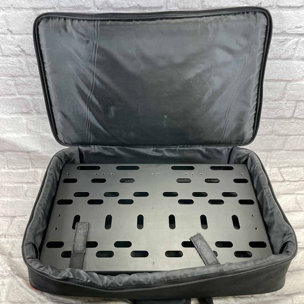 Used:  Voodoo Lab Dingbat Large Pedalboard w/bag