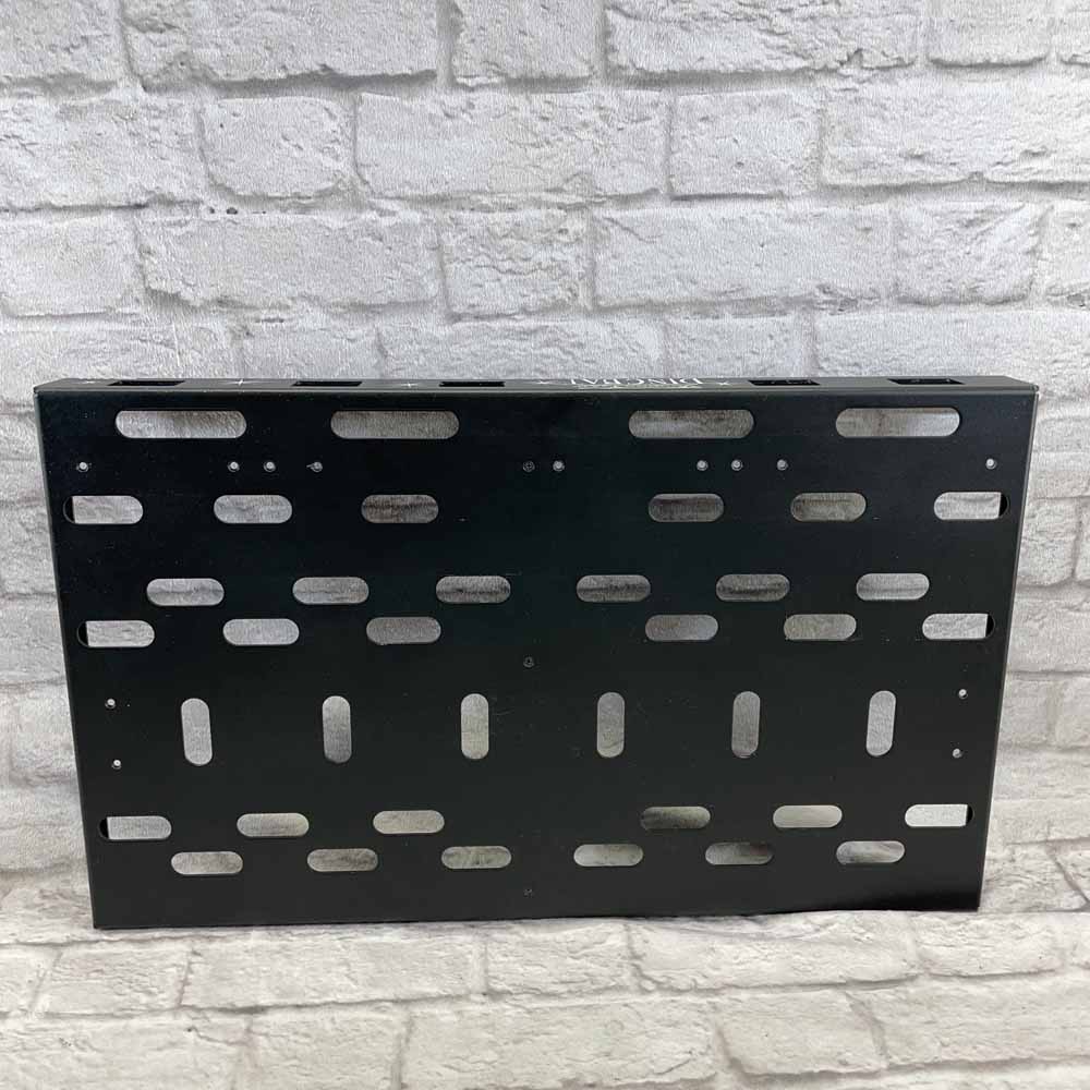 Used:  Voodoo Lab Dingbat Large Pedalboard w/bag