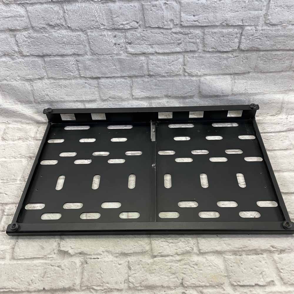 Used:  Voodoo Lab Dingbat Large Pedalboard w/bag