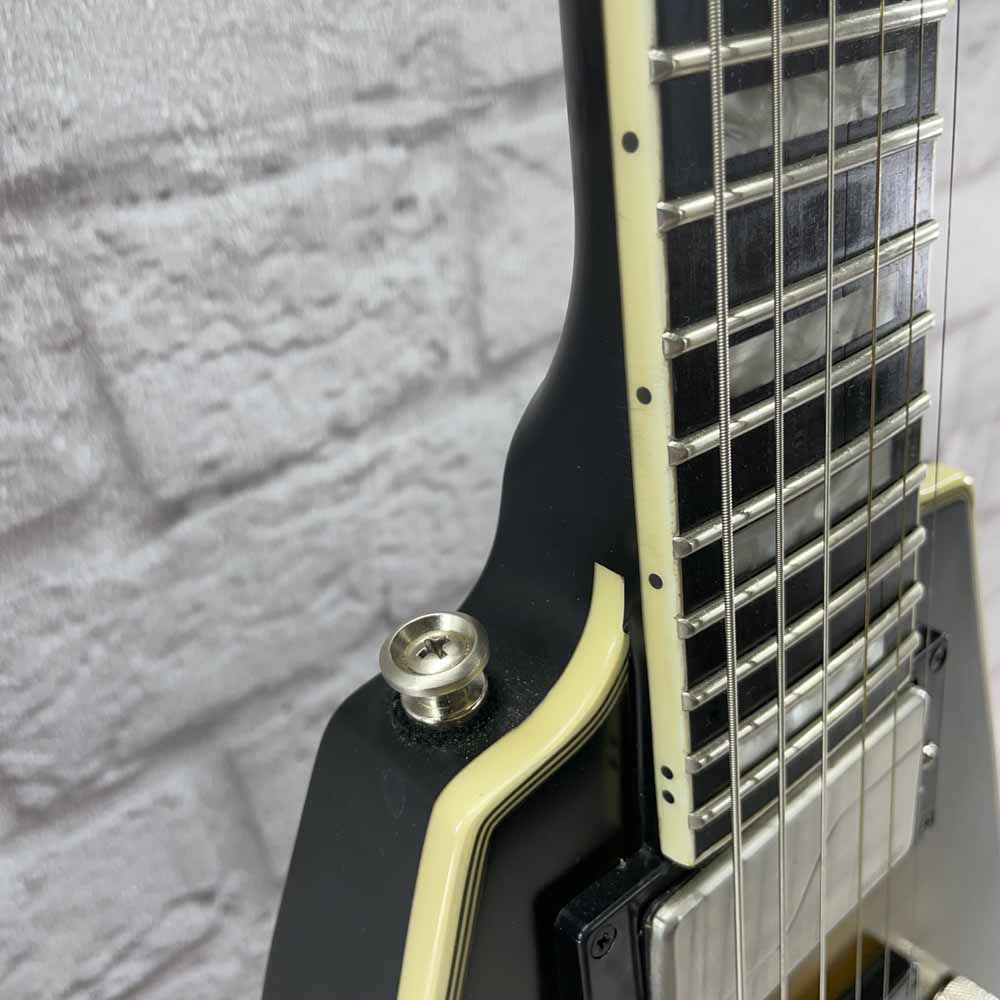 Used:  Epiphone Flying V Prophecy - Yellow Tiger Aged Gloss