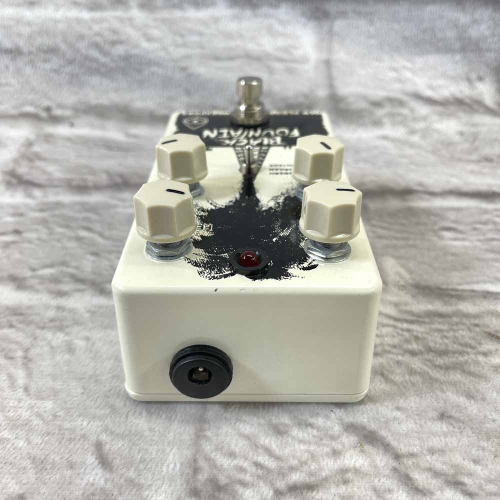 Used:  Old Blood Noise Endeavors Black Fountain Delay Pedal