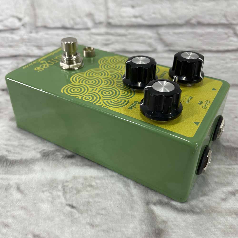 Used:  EarthQuaker Devices Plumes Small Signal Shredder