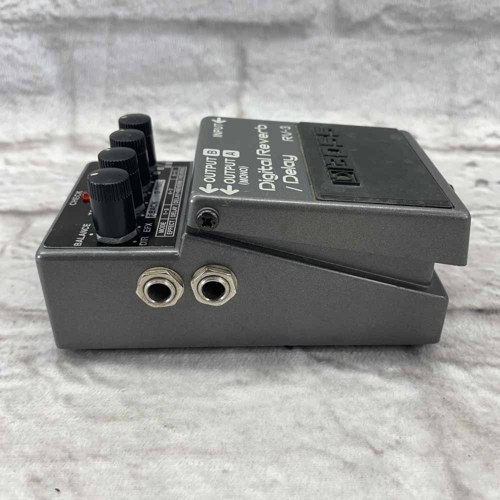 Used:  Boss RV-3 Digital Reverb Pedal