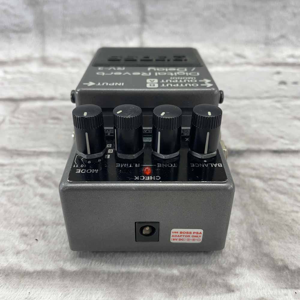 Used:  Boss RV-3 Digital Reverb Pedal