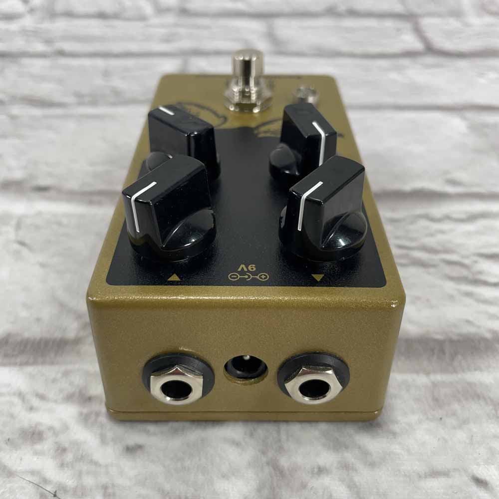 Used:  EarthQuaker Devices Hoof Hybrid Fuzz Pedal