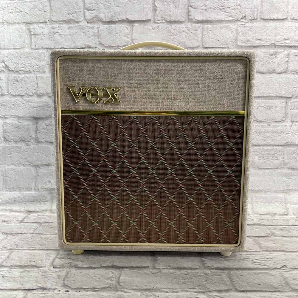 Used:  Vox AC4HW1 Handwired 1x12 Combo Amp - Creamback