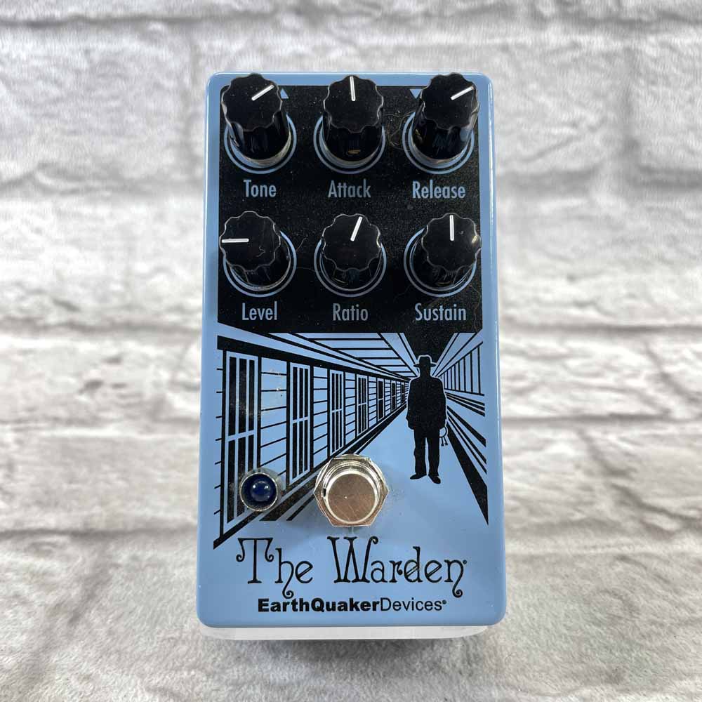 Used:  EarthQuaker Devices The Warden Optical Compressor Pedal