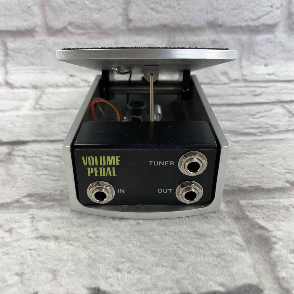 Used:  Ernie Ball VPJR 6180 250K Volume Pedal