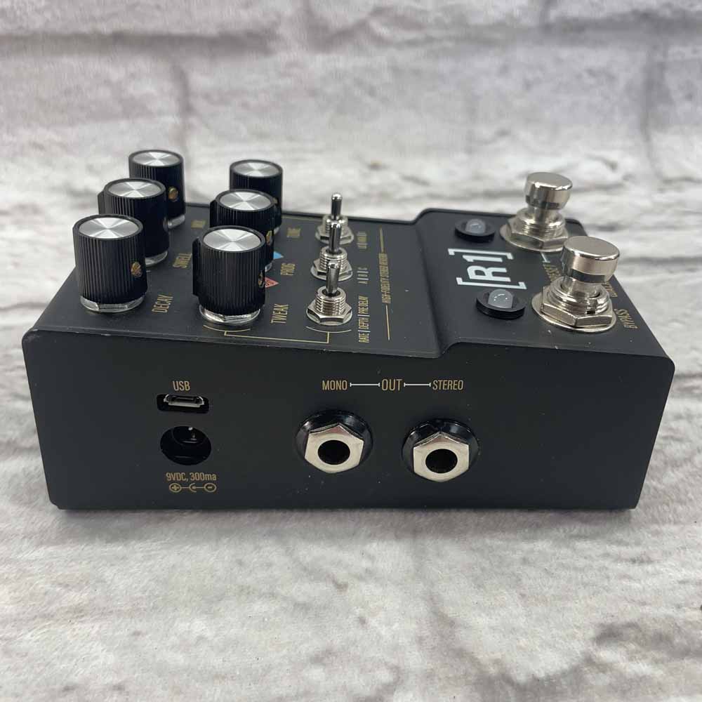 Used:  Walrus Audio R1 Reverb Pedal