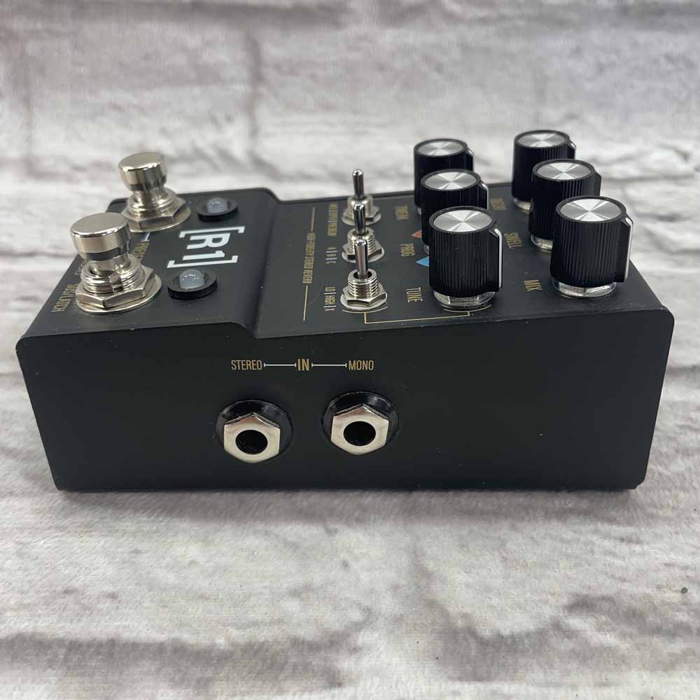 Used:  Walrus Audio R1 Reverb Pedal