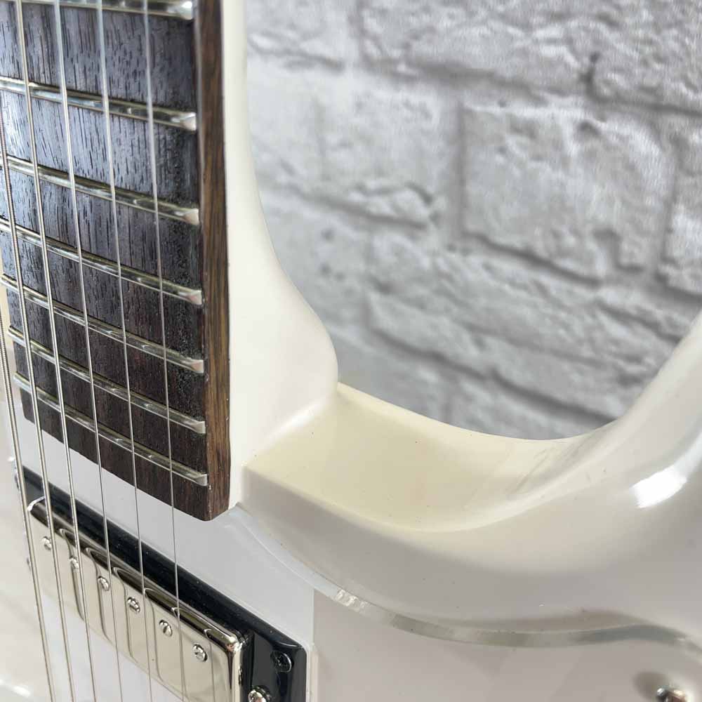 Used:  Epiphone Crestwood Custom Tremotone Electric Guitar - Polaris White