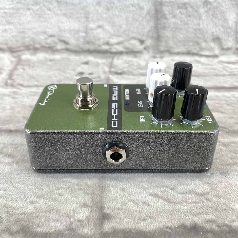 Used:  Keeley Magnetic Echo – Modulated Tape Echo Pedal