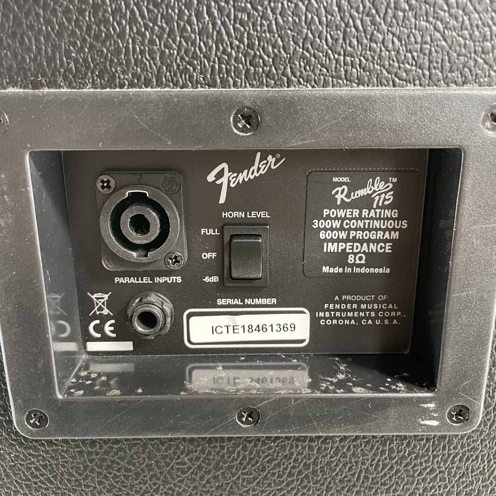 Used:  Fender Rumble 115 Speaker Cabinet