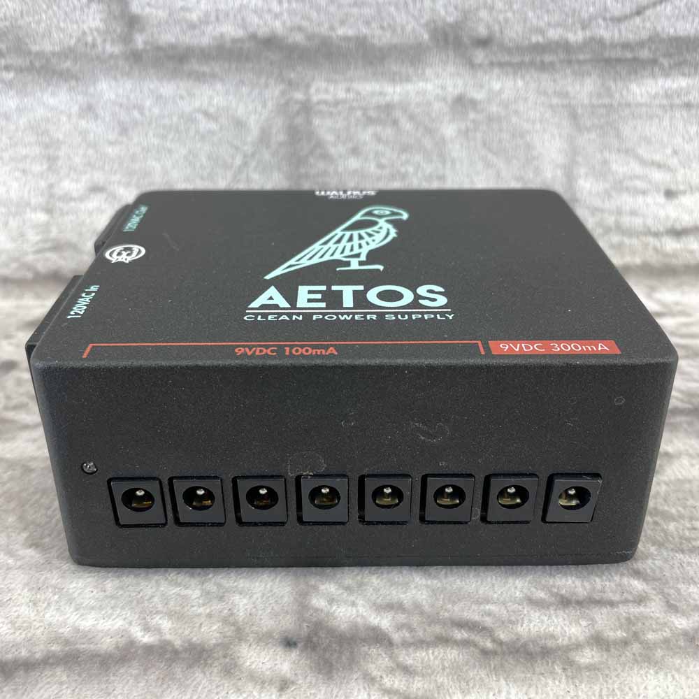 Used:  Walrus Audio Aetos (8-output) Clean Power Supply